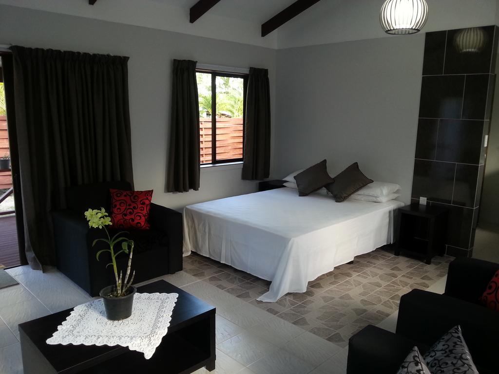 Sunset Palms Rarotonga Hotel Room photo