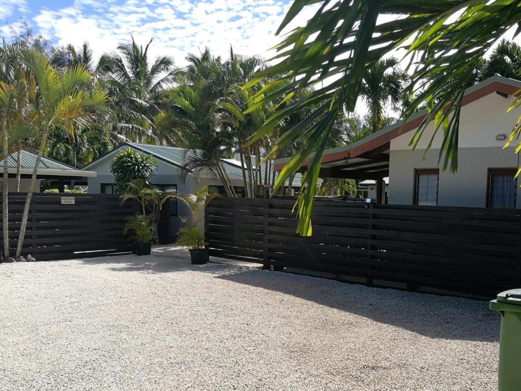 Sunset Palms Rarotonga Hotel Exterior photo